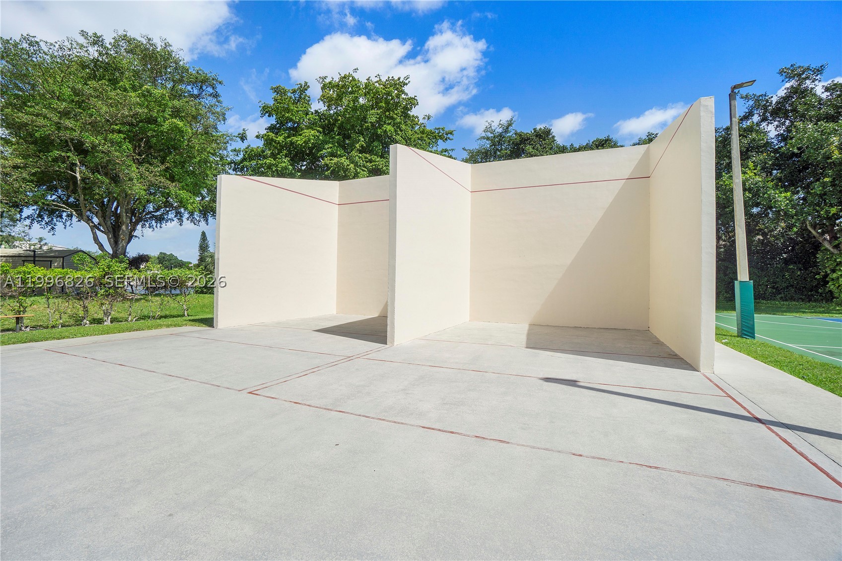 BAYWOOD VILLAGE II-B - Residential