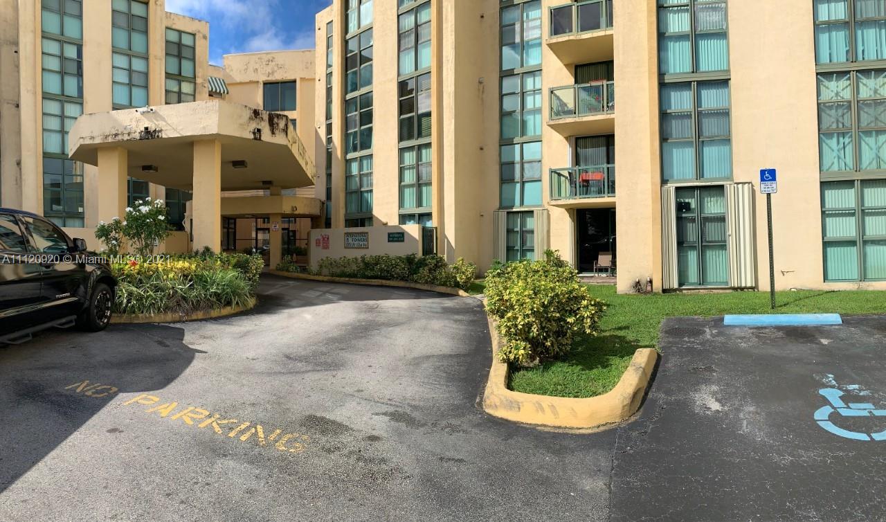 INTERNATIONAL TOWERS COND - Residential