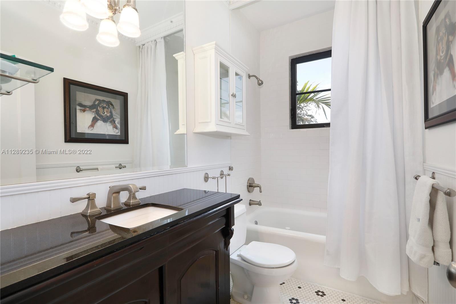 CRYSTAL BLUFF - Residential Lease