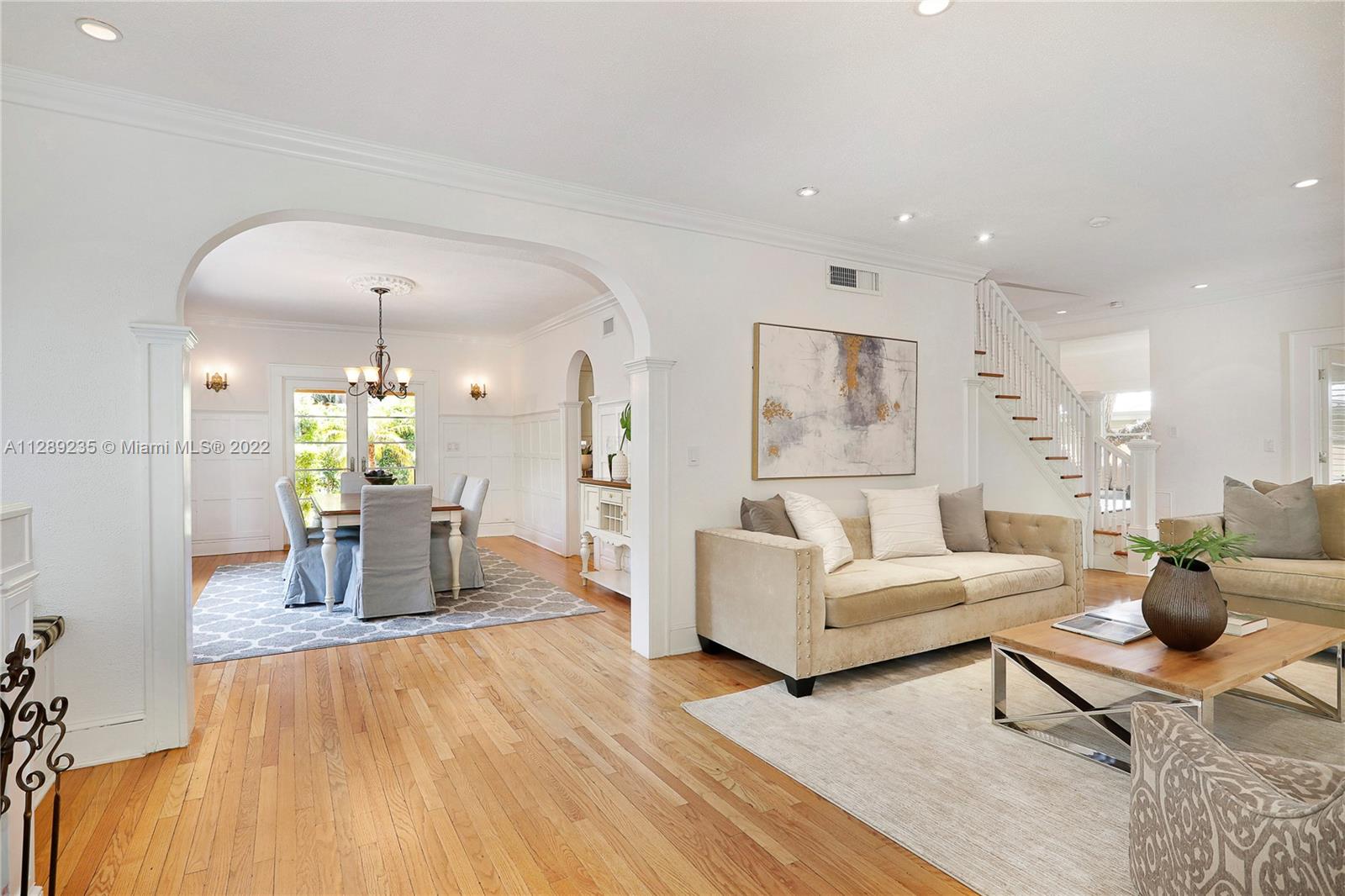 CRYSTAL BLUFF - Residential Lease