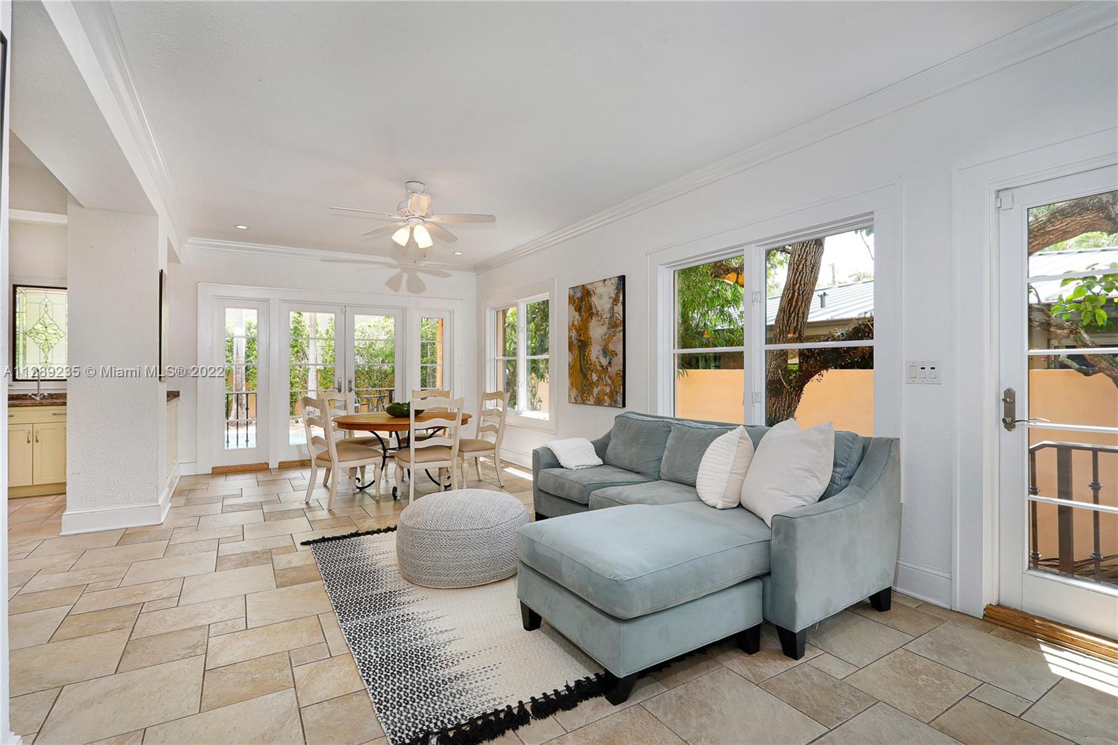CRYSTAL BLUFF - Residential Lease