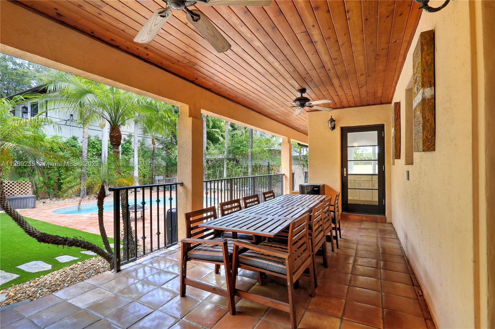CRYSTAL BLUFF - Residential Lease