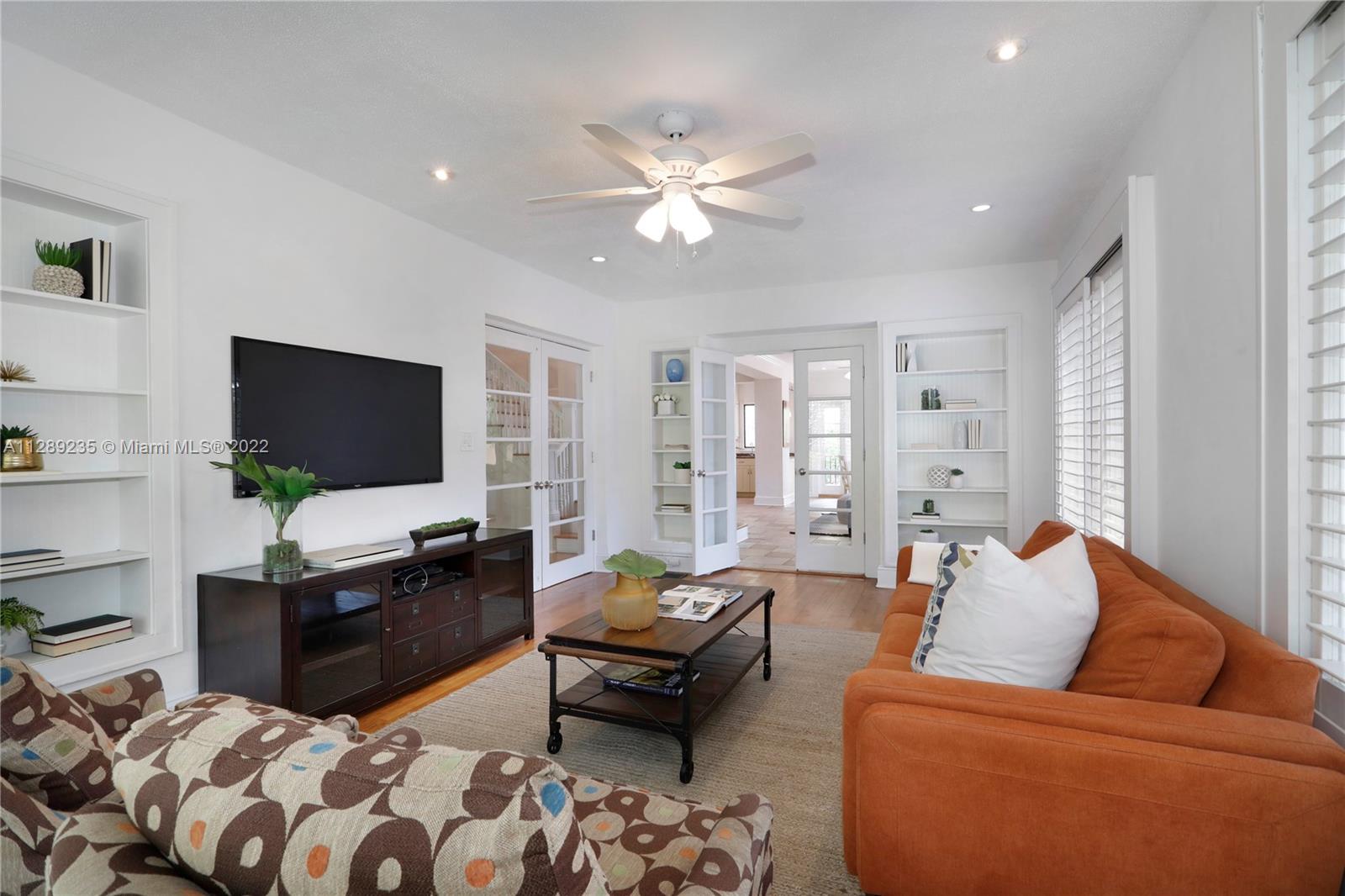 CRYSTAL BLUFF - Residential Lease