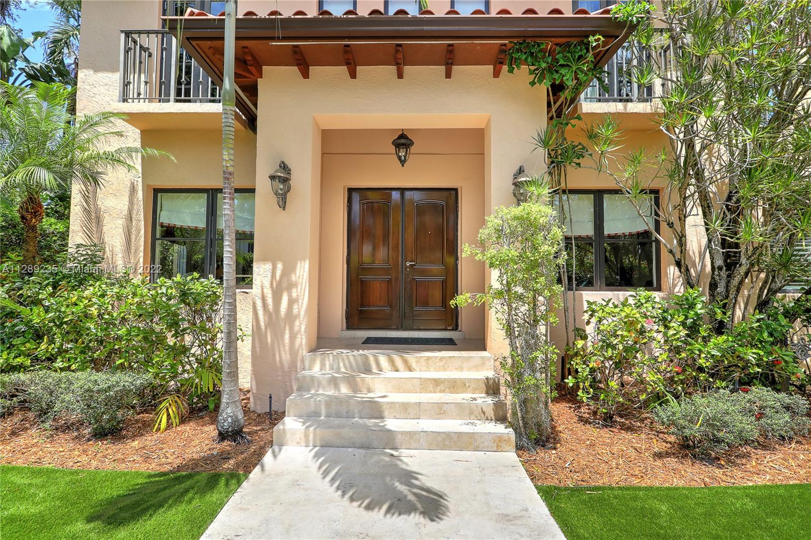 CRYSTAL BLUFF - Residential Lease