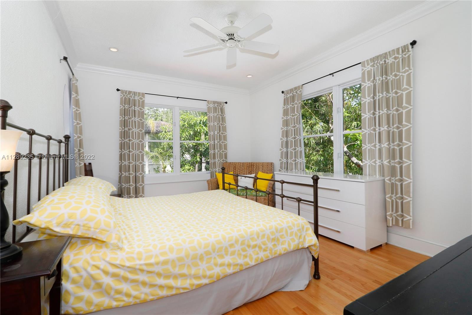 CRYSTAL BLUFF - Residential Lease