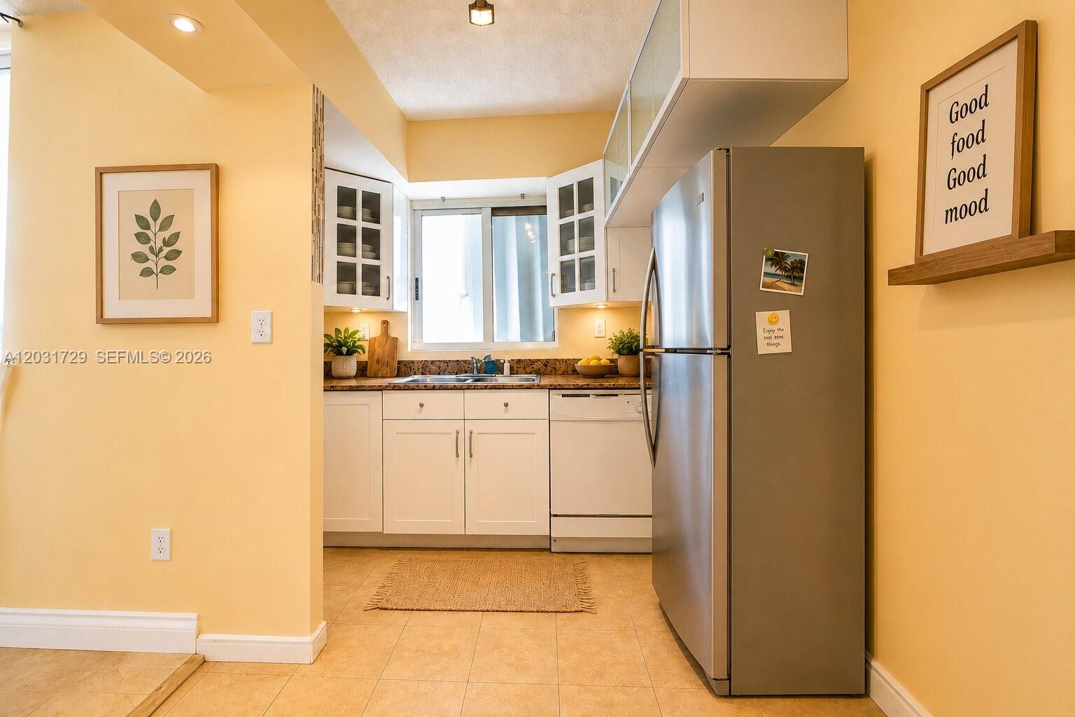 THE GRANDVIEW CONDO - Residential