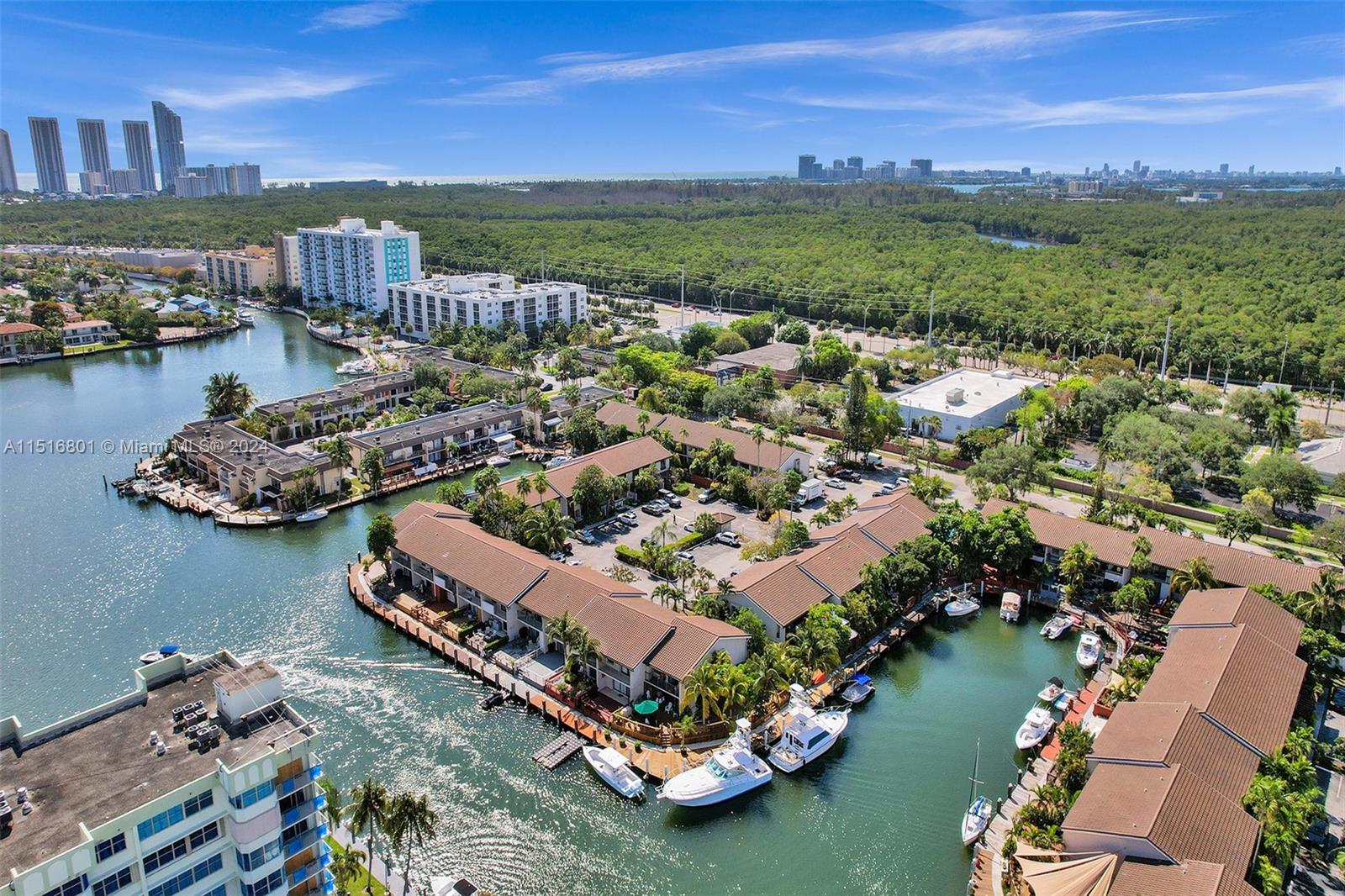 LAKEVIEW TOWNHOUSES CONDO - Residential