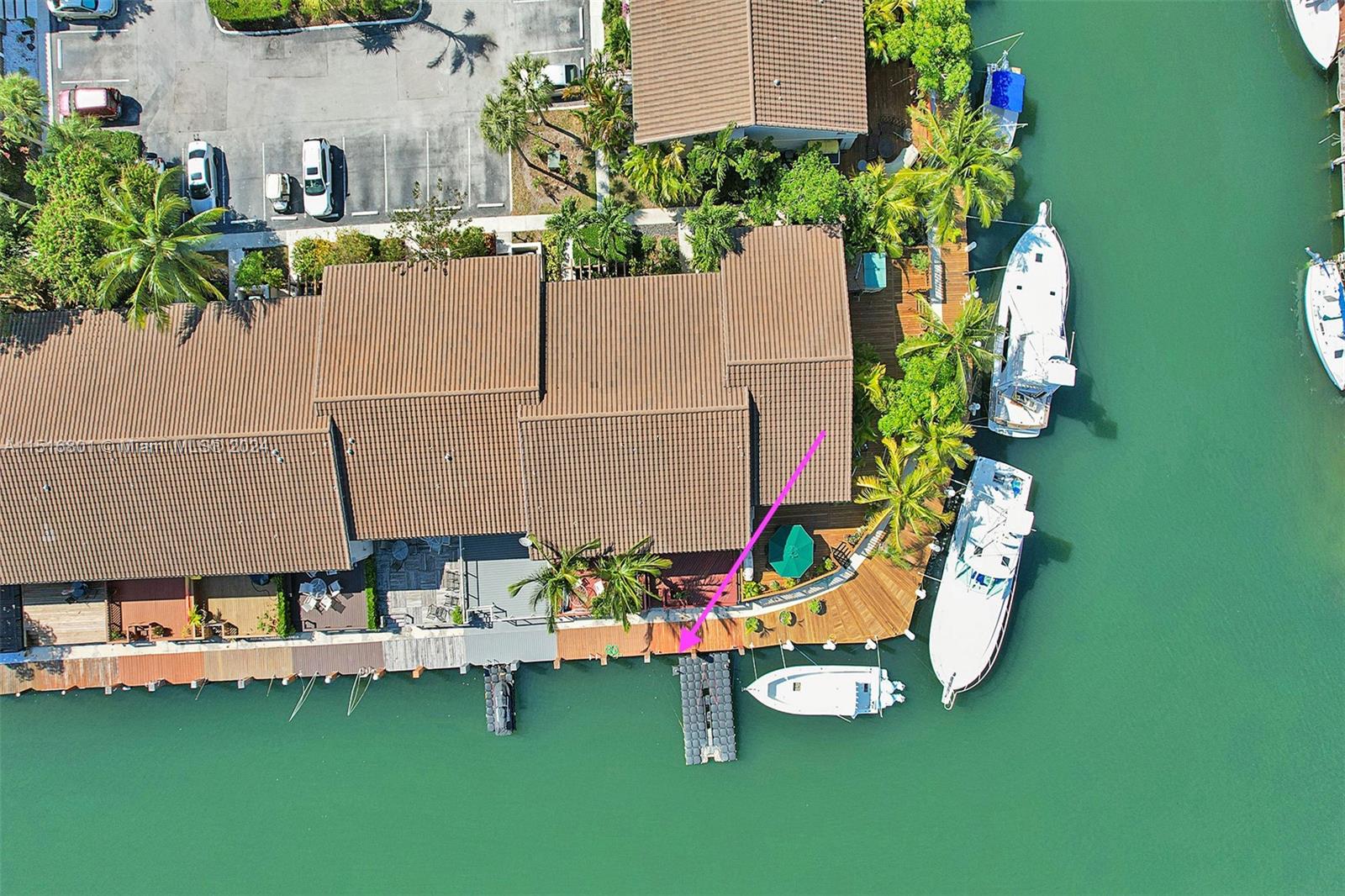 LAKEVIEW TOWNHOUSES CONDO - Residential