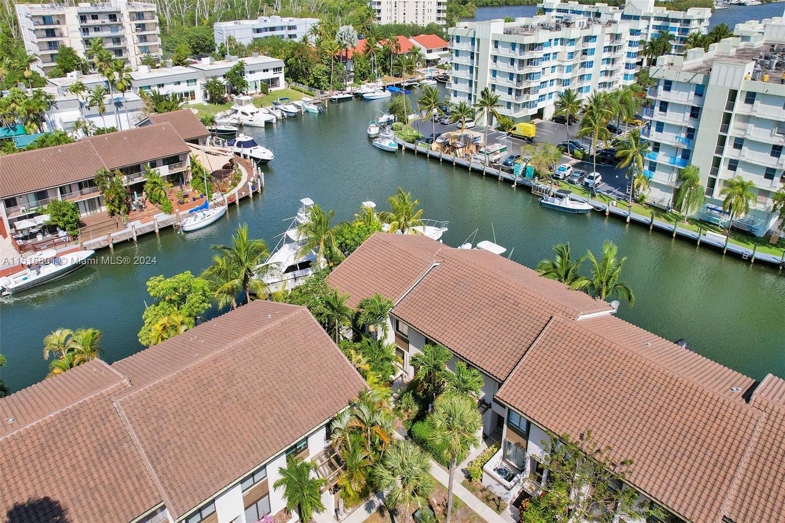 LAKEVIEW TOWNHOUSES CONDO - Residential