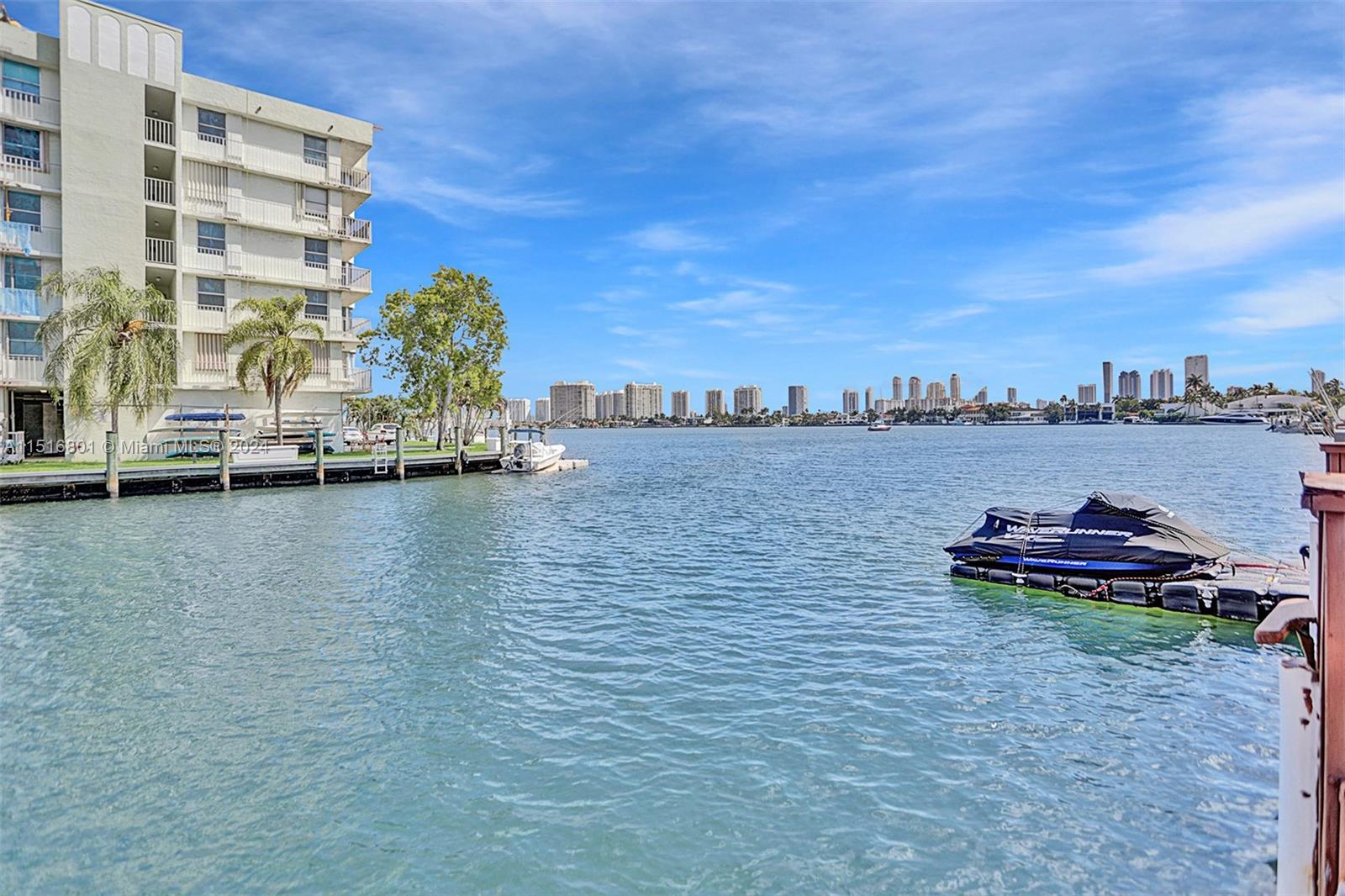LAKEVIEW TOWNHOUSES CONDO - Residential