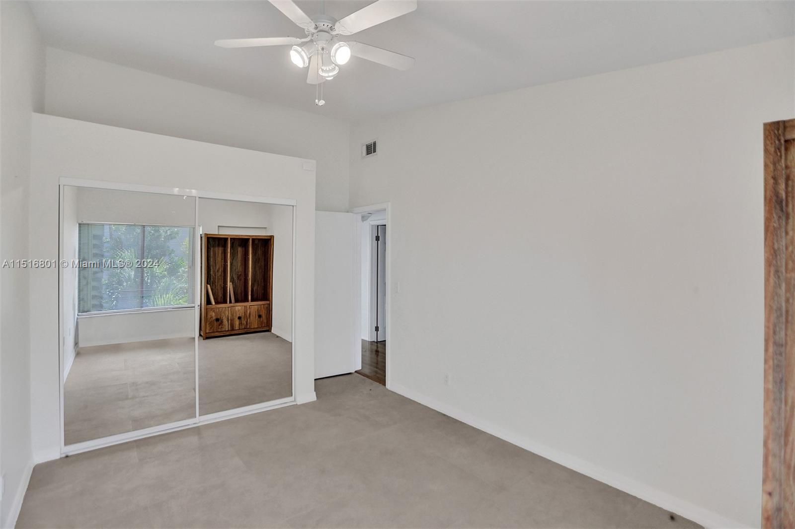 LAKEVIEW TOWNHOUSES CONDO - Residential