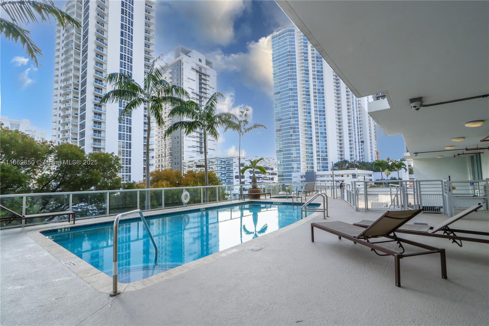 EDGEWATER LOFTS CONDO - Residential Lease