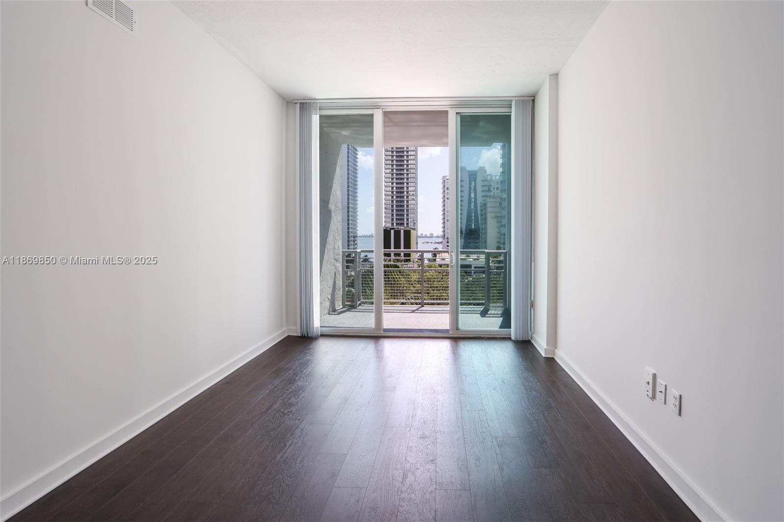 EDGEWATER LOFTS CONDO - Residential Lease