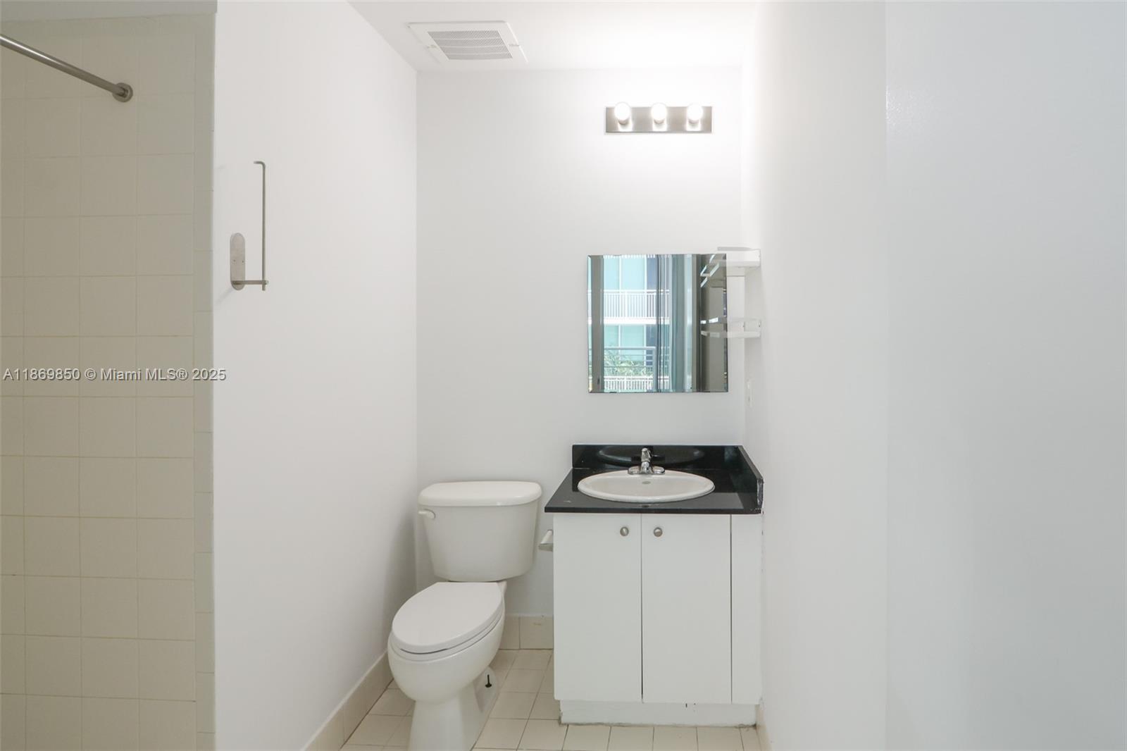 EDGEWATER LOFTS CONDO - Residential Lease