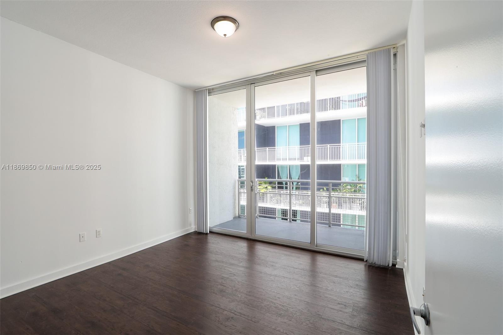 EDGEWATER LOFTS CONDO - Residential Lease