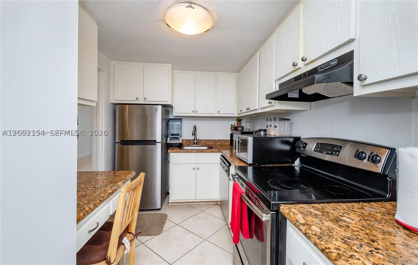 FOUR AMBASSADORS CONDO PH - Residential Lease