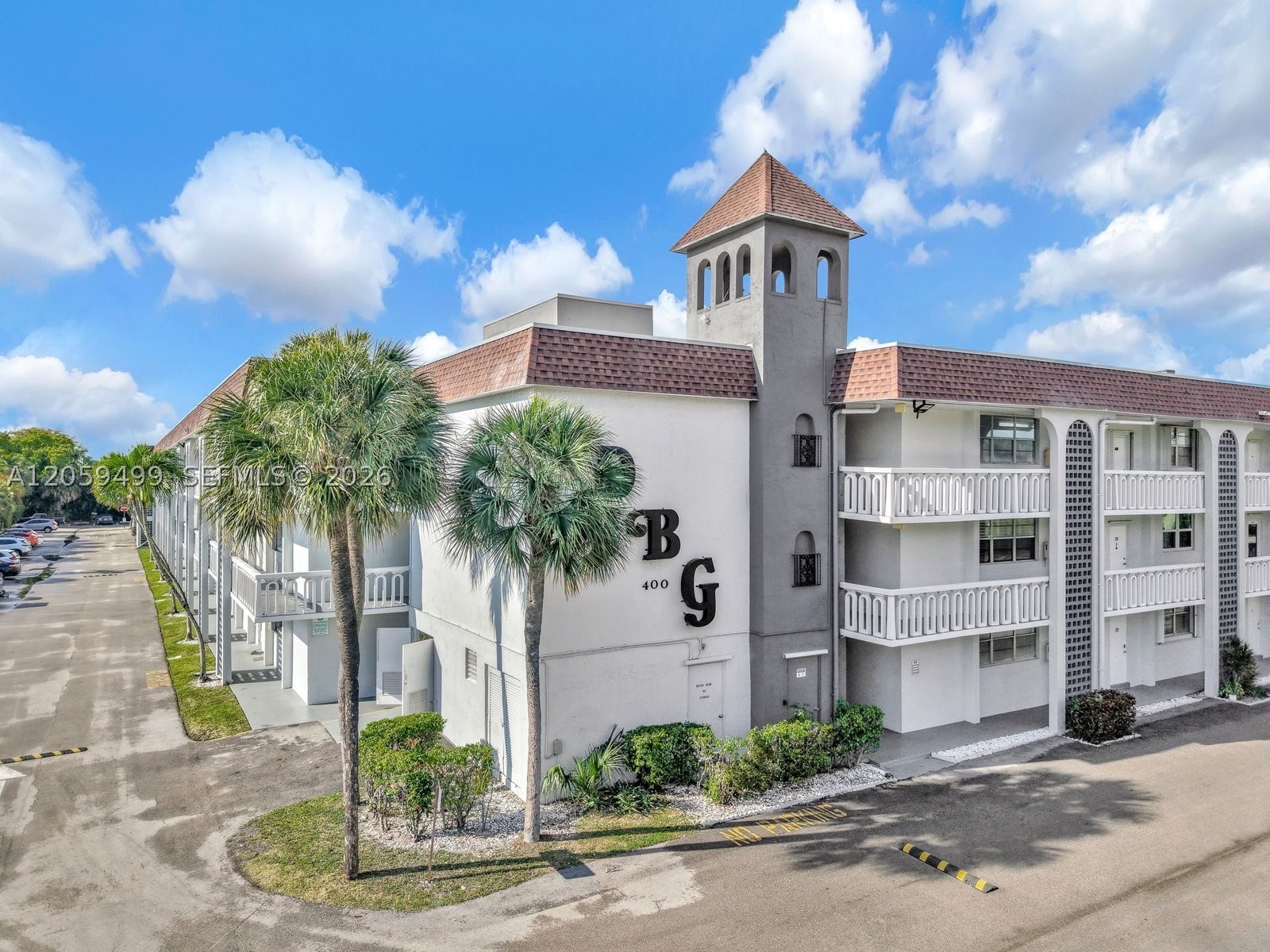 DEERFIELD BEACH GARDENS - Residential