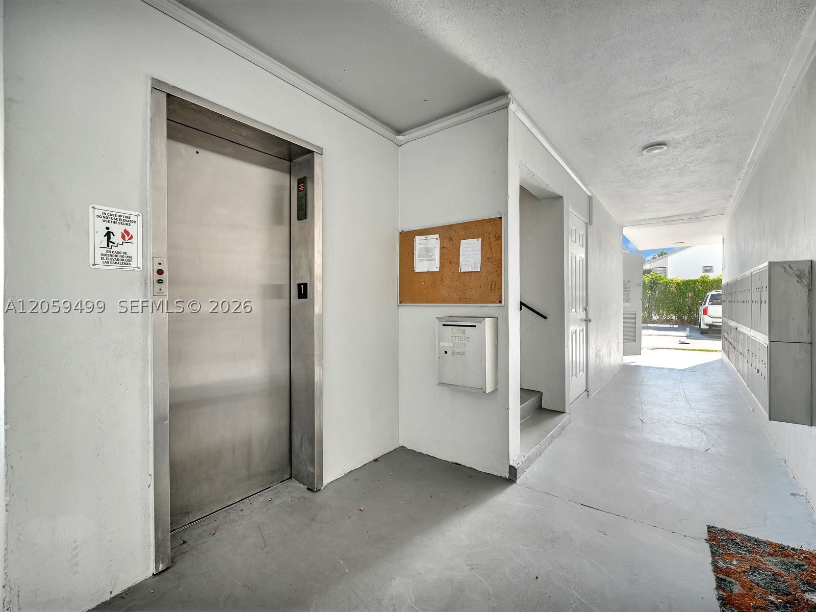 DEERFIELD BEACH GARDENS - Residential