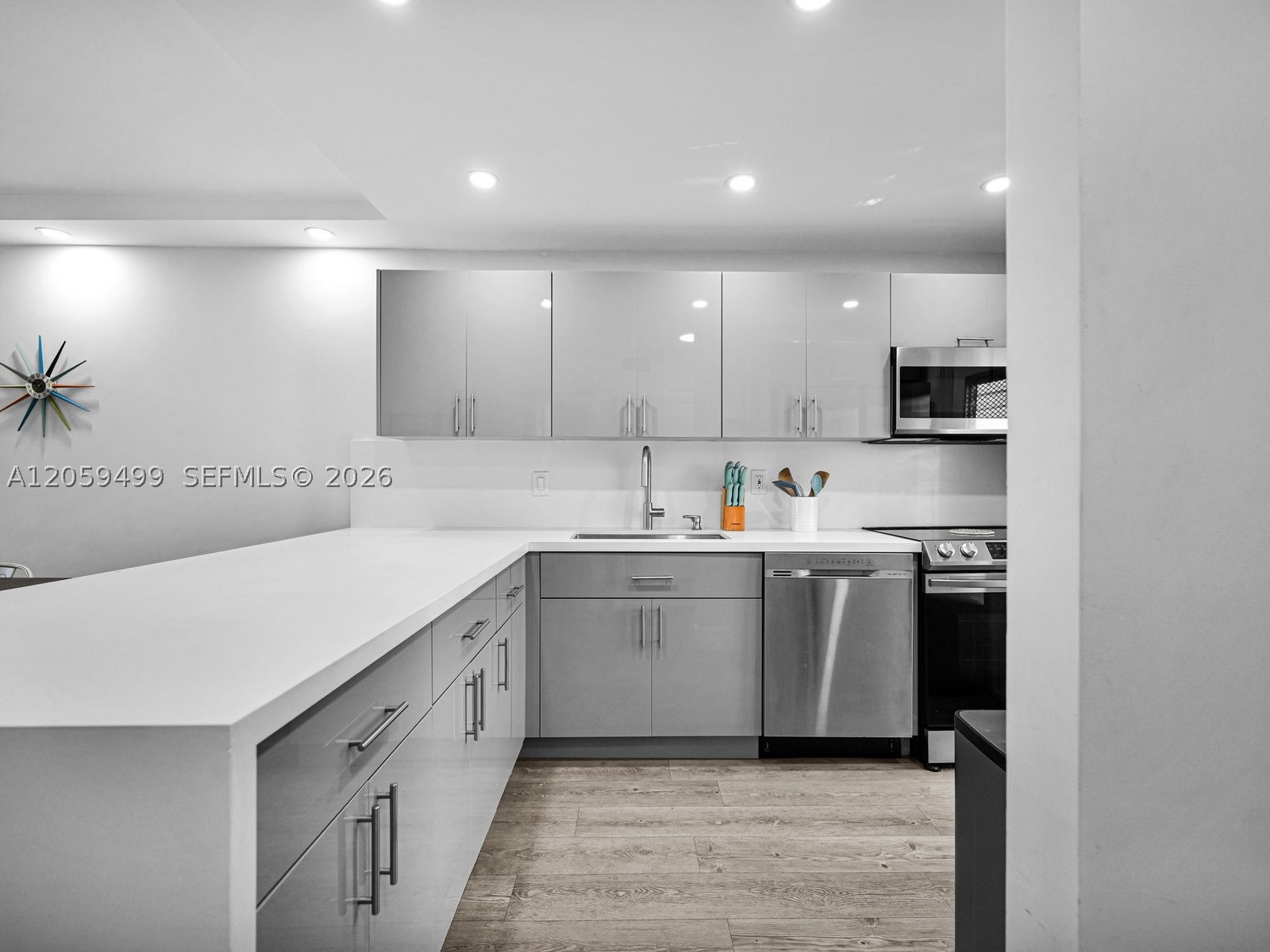 DEERFIELD BEACH GARDENS - Residential