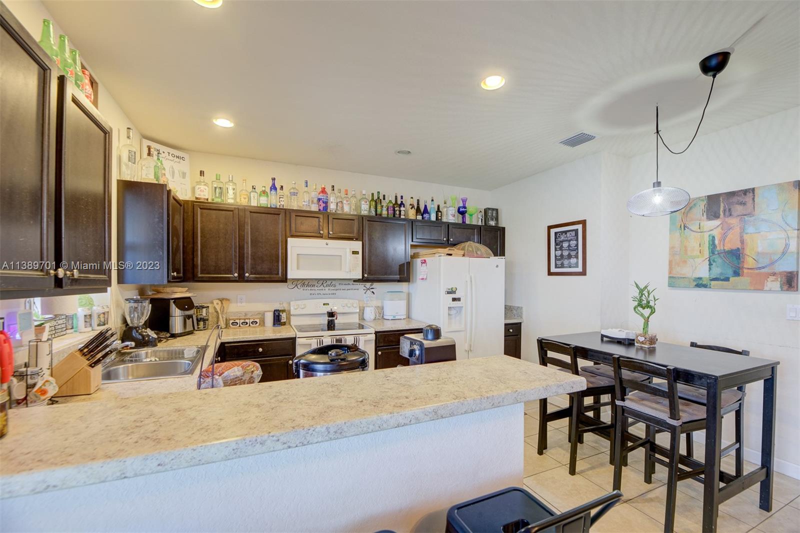 SILVER PALM WEST - Residential