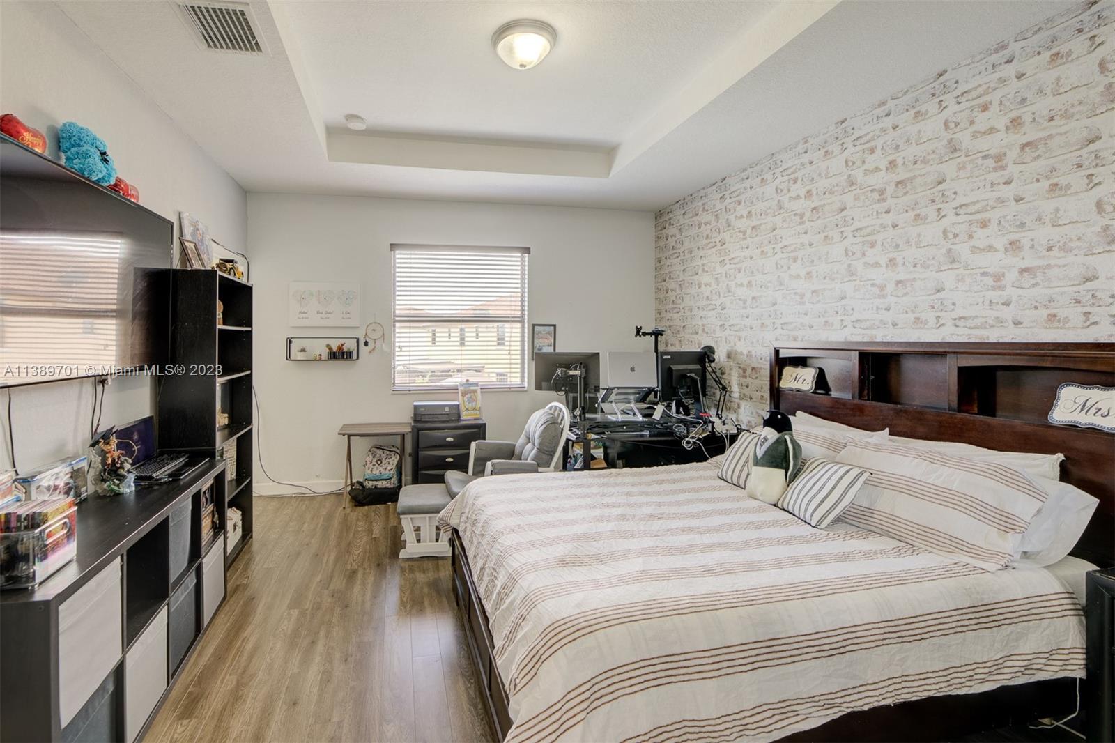 SILVER PALM WEST - Residential