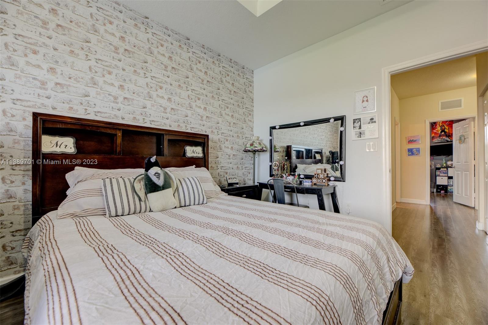 SILVER PALM WEST - Residential