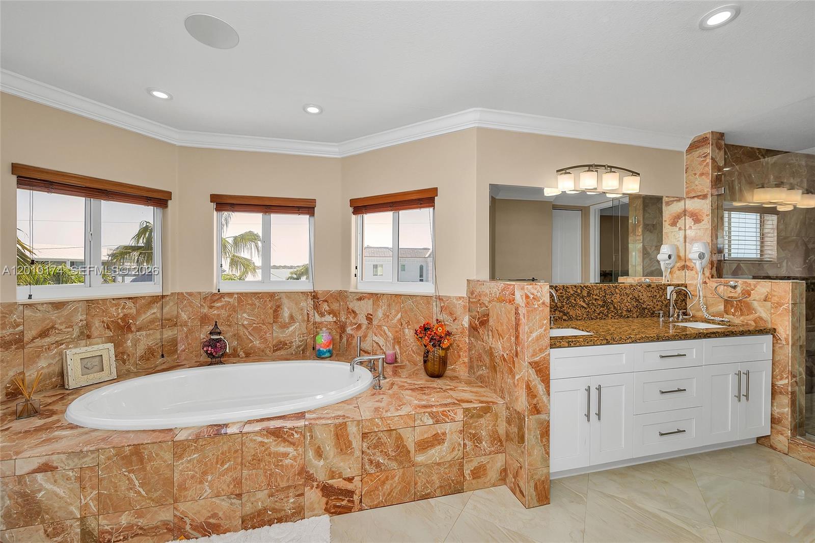 BUCCANEER PT (LARGO SOUND - Residential