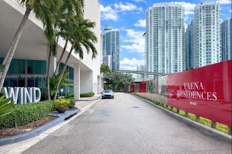WIND CONDO - Residential