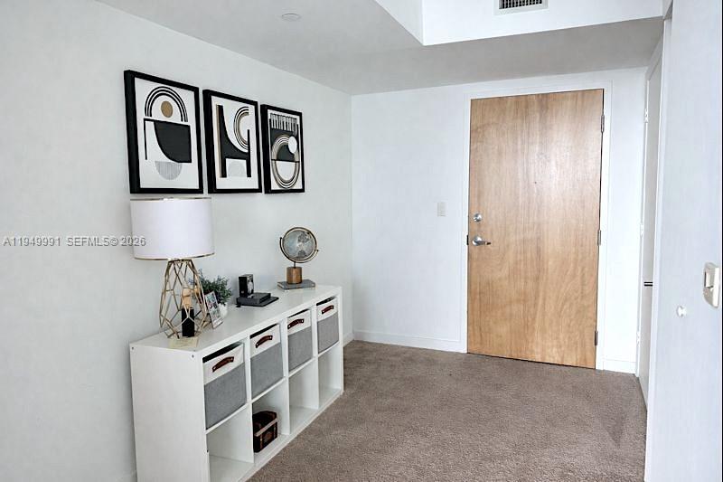 WIND CONDO - Residential