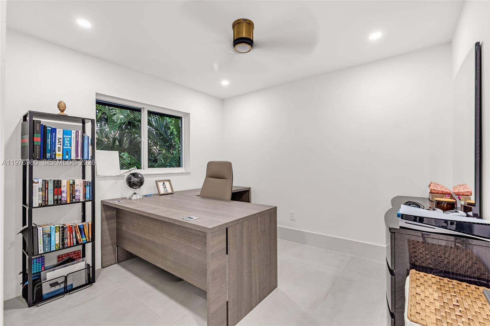BAY RIDGE ESTS - Residential