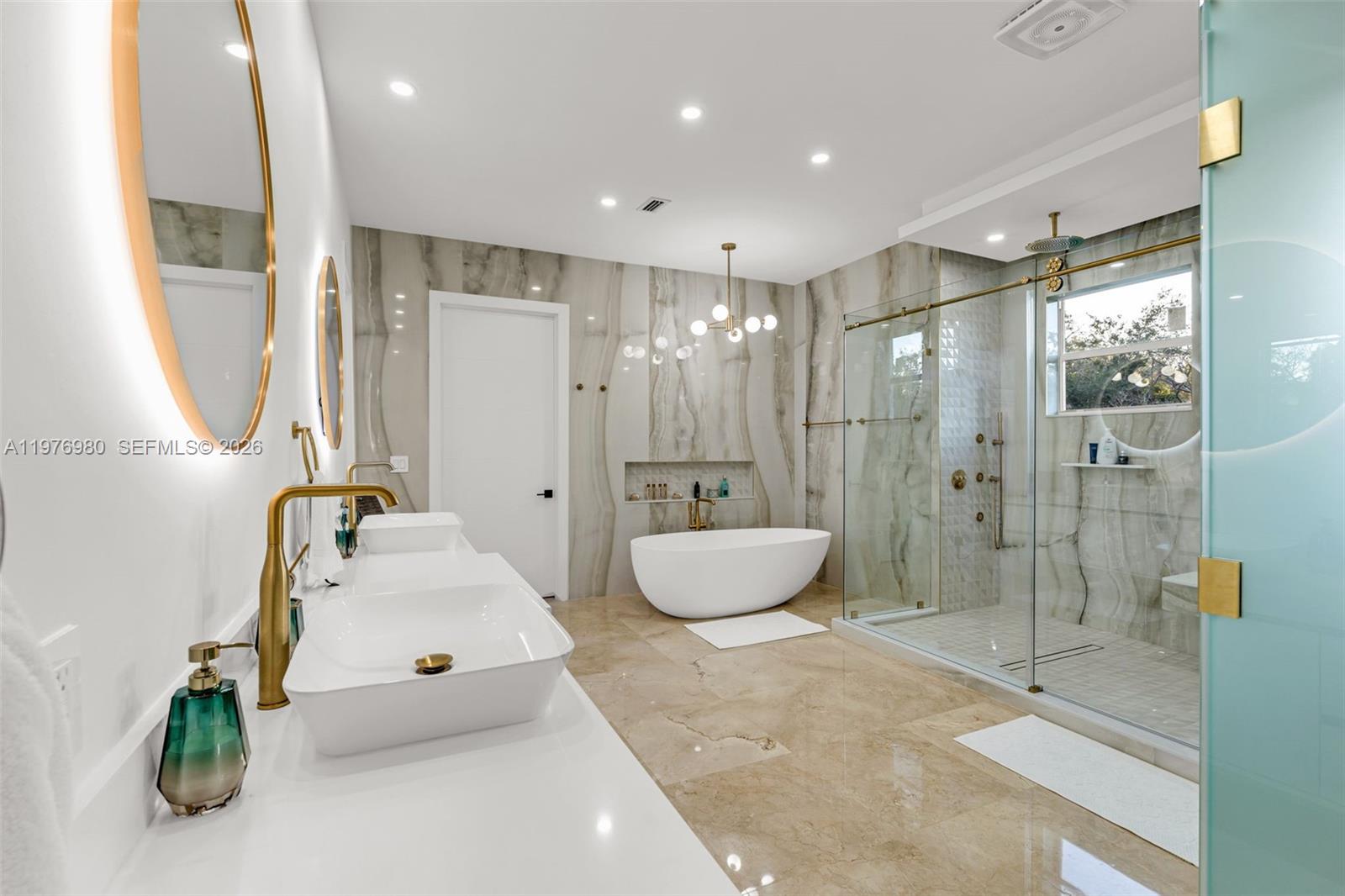BAY RIDGE ESTS - Residential