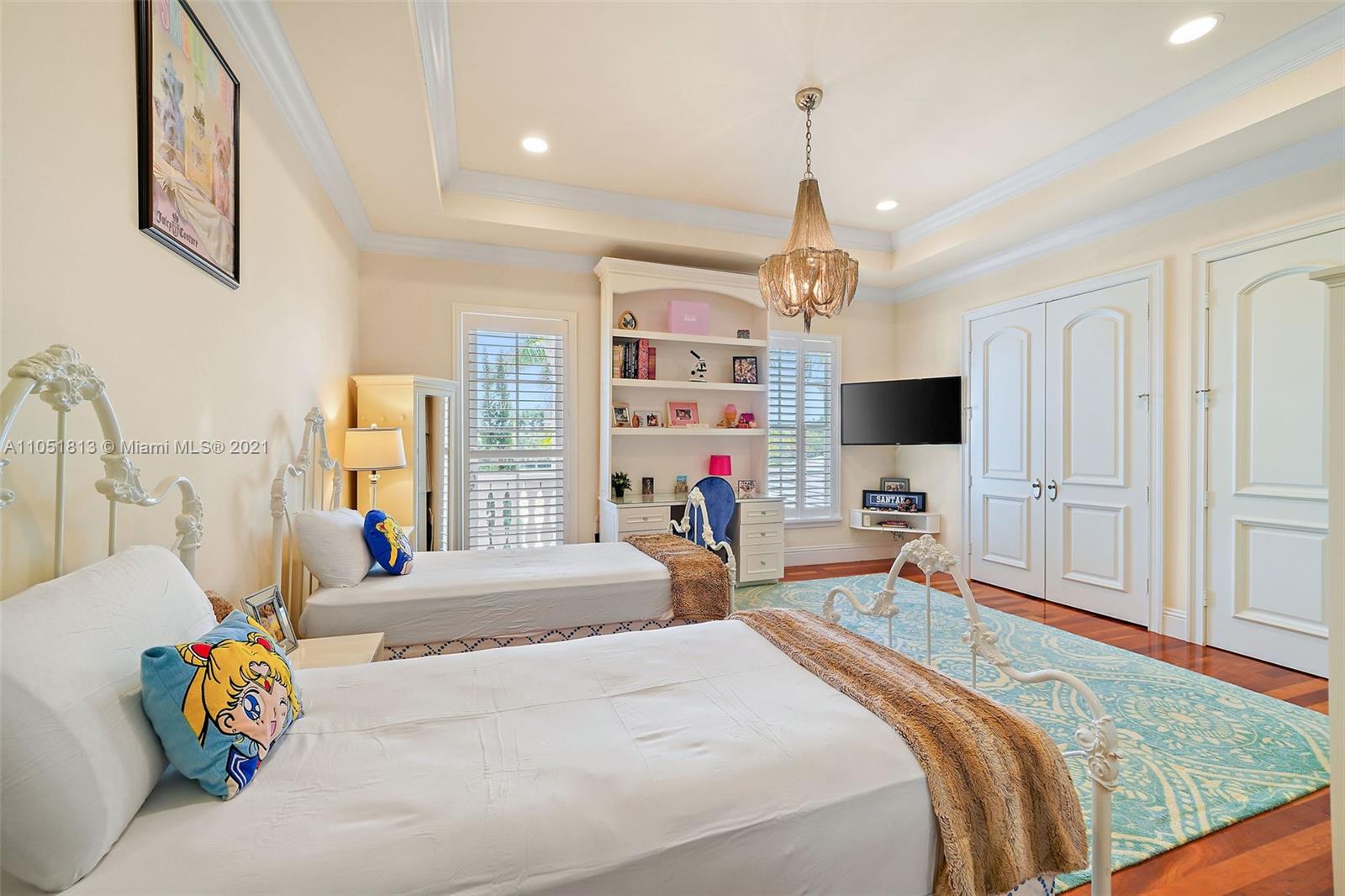 ESTATES OF SWAN LAKE - Residential
