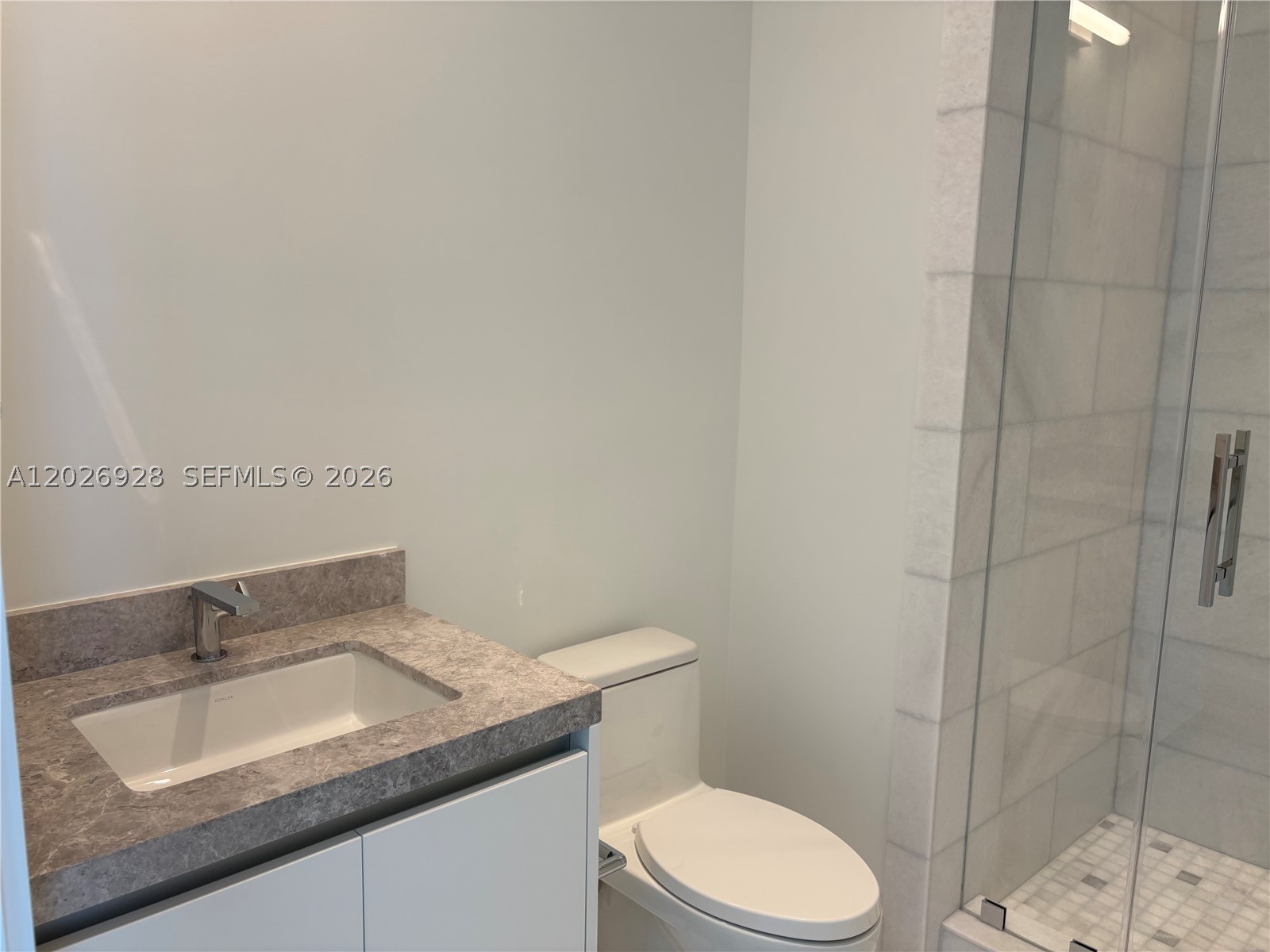 Una Residences Condominium - Residential Lease