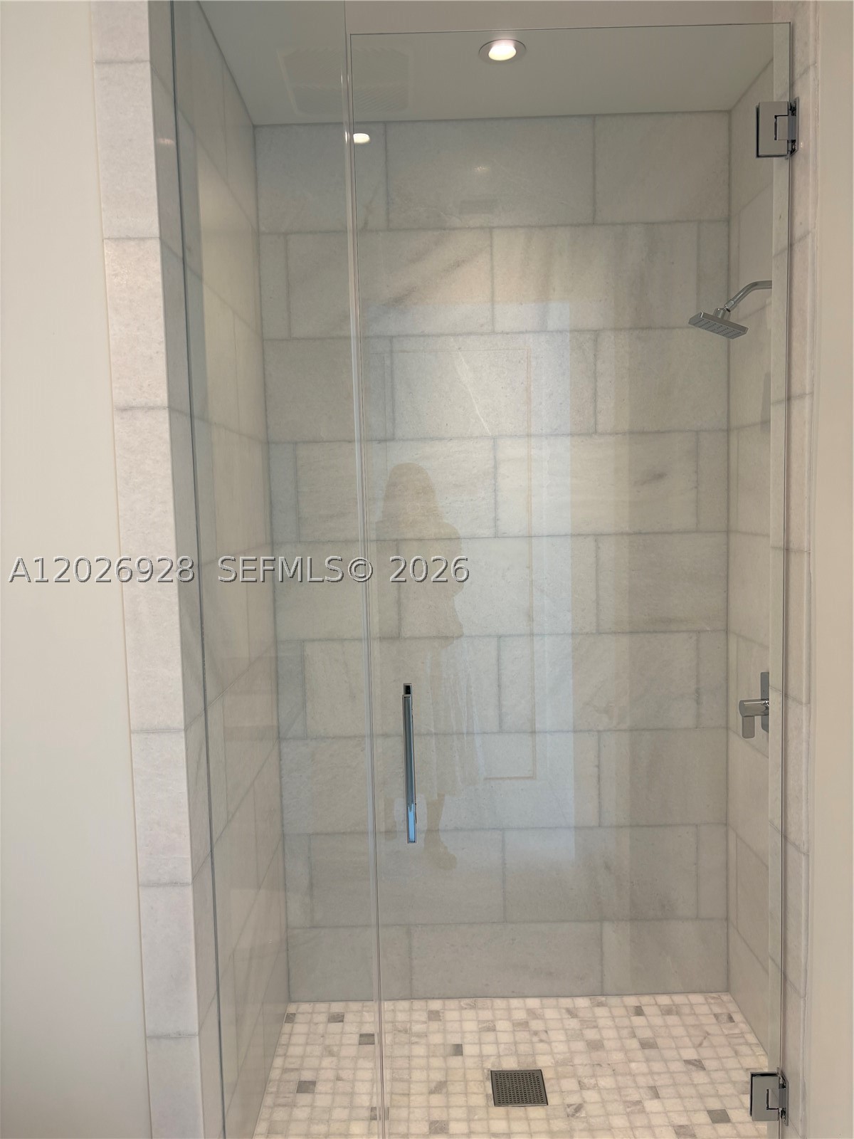 Una Residences Condominium - Residential Lease