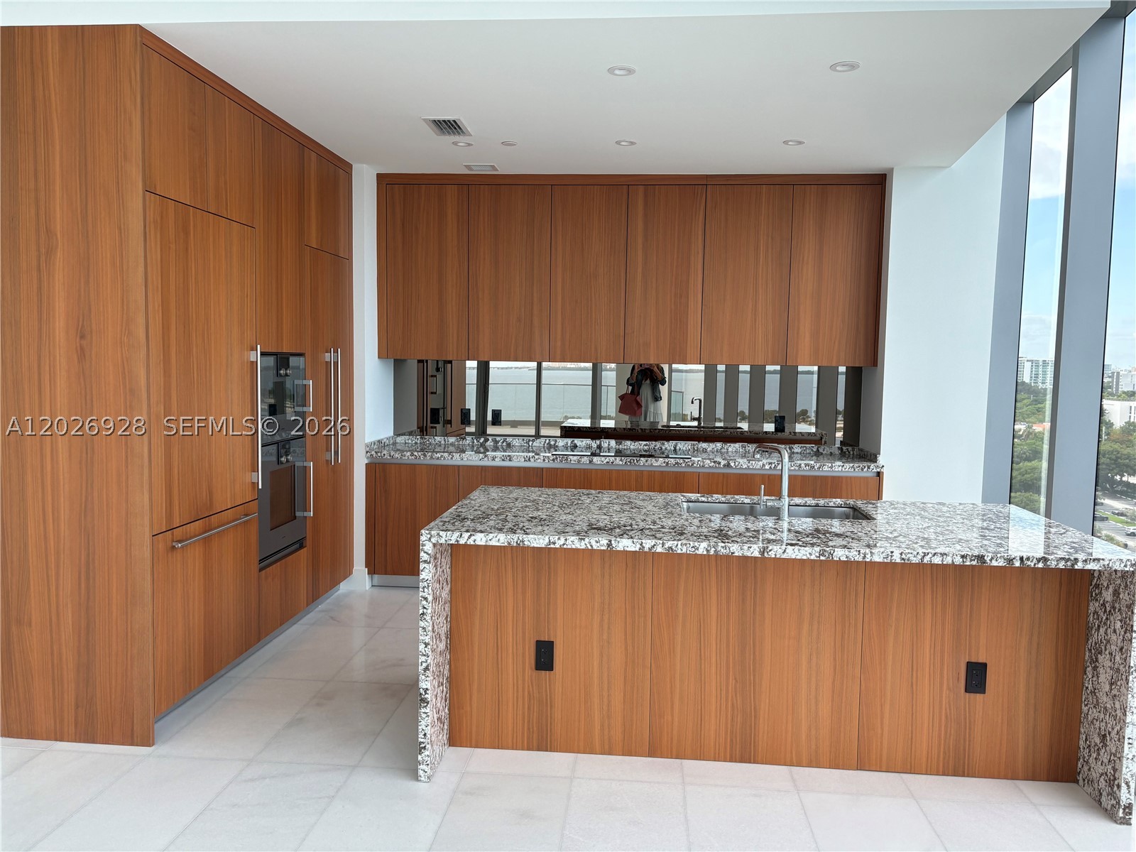 Una Residences Condominium - Residential Lease