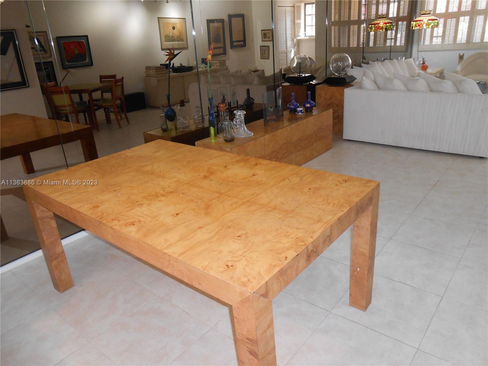 HARBOUR CLUB VILLAS CONDO - Residential