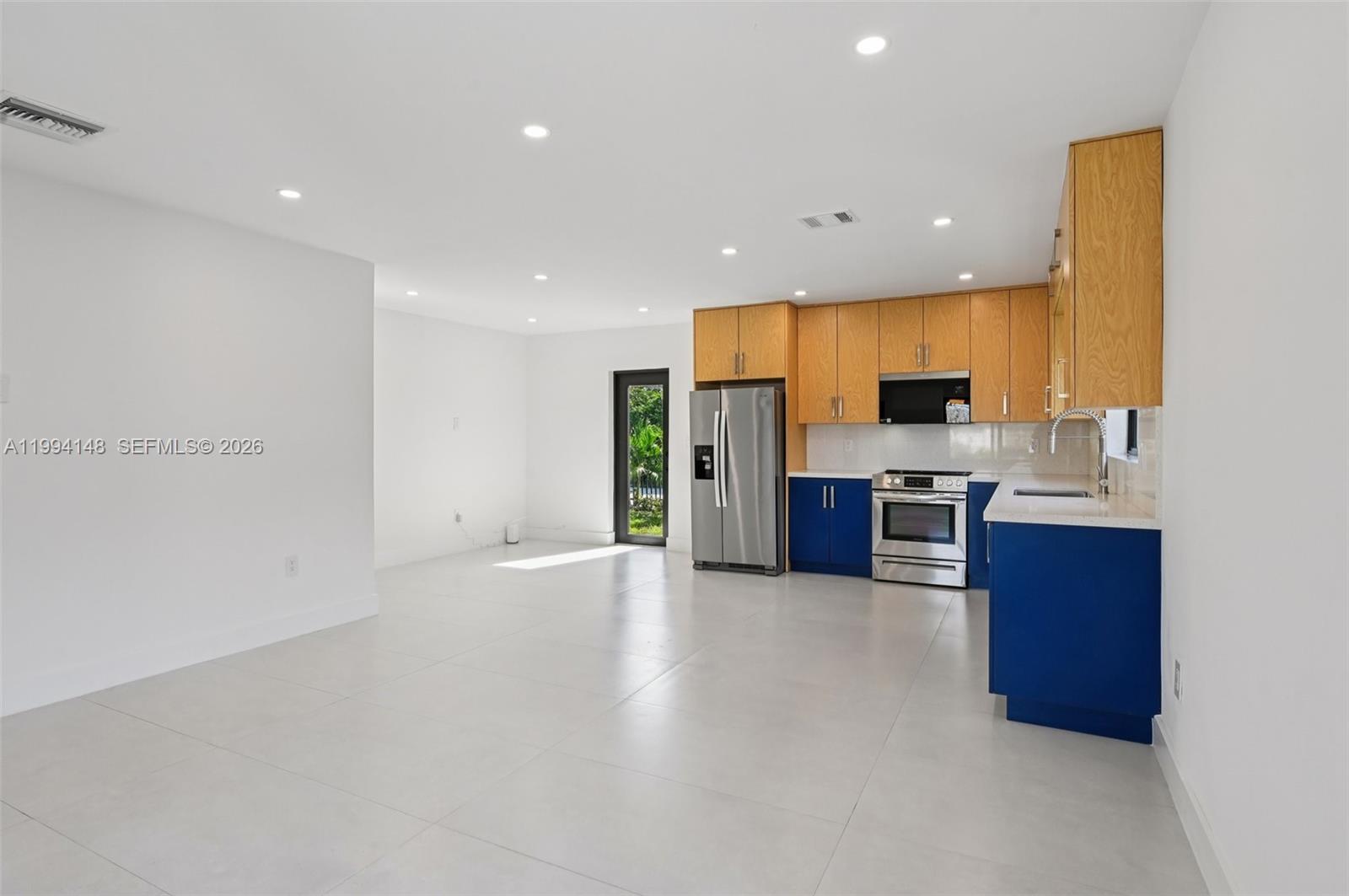 TRAIL GRANADA ADDN - Residential