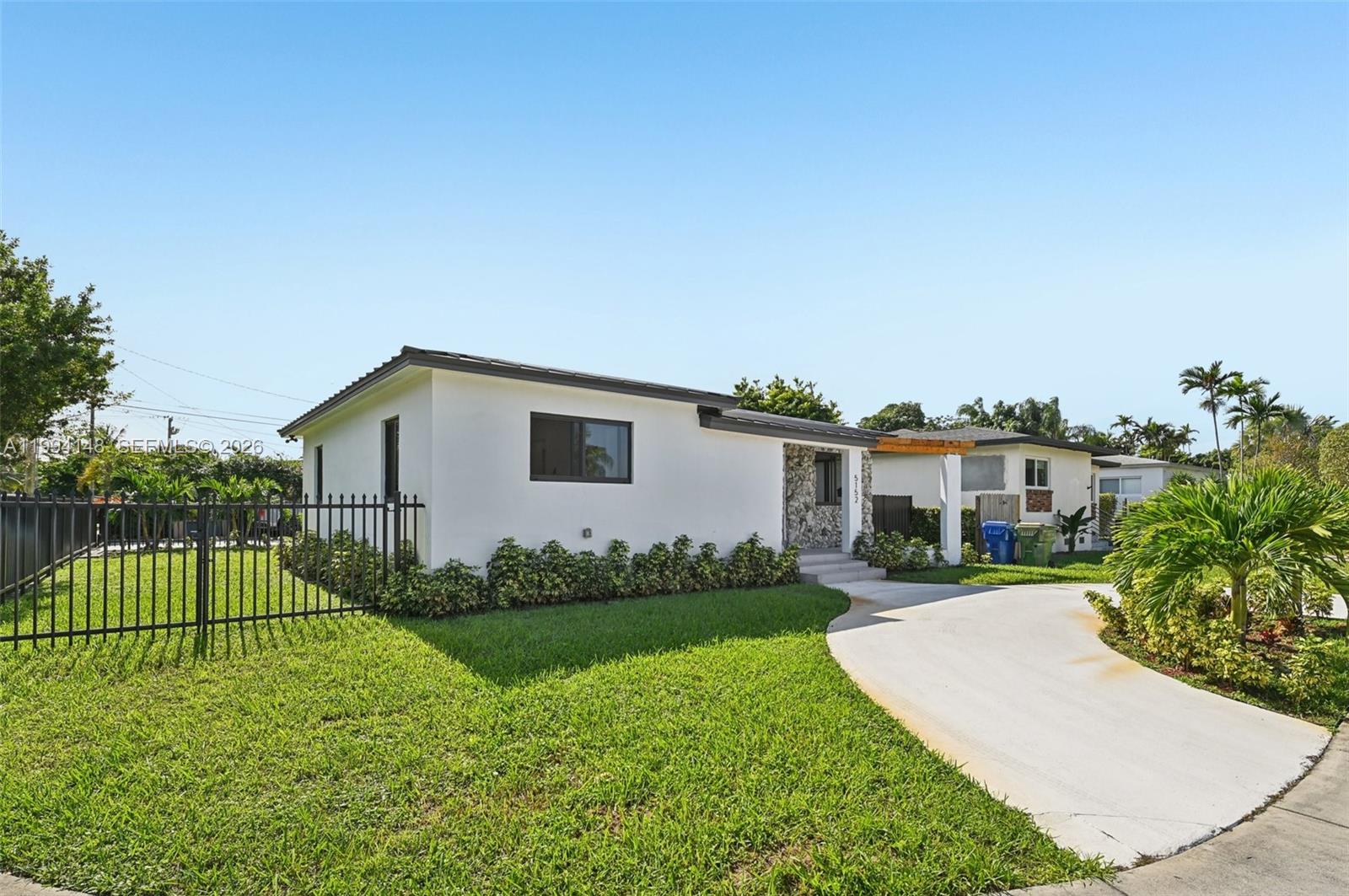 TRAIL GRANADA ADDN - Residential