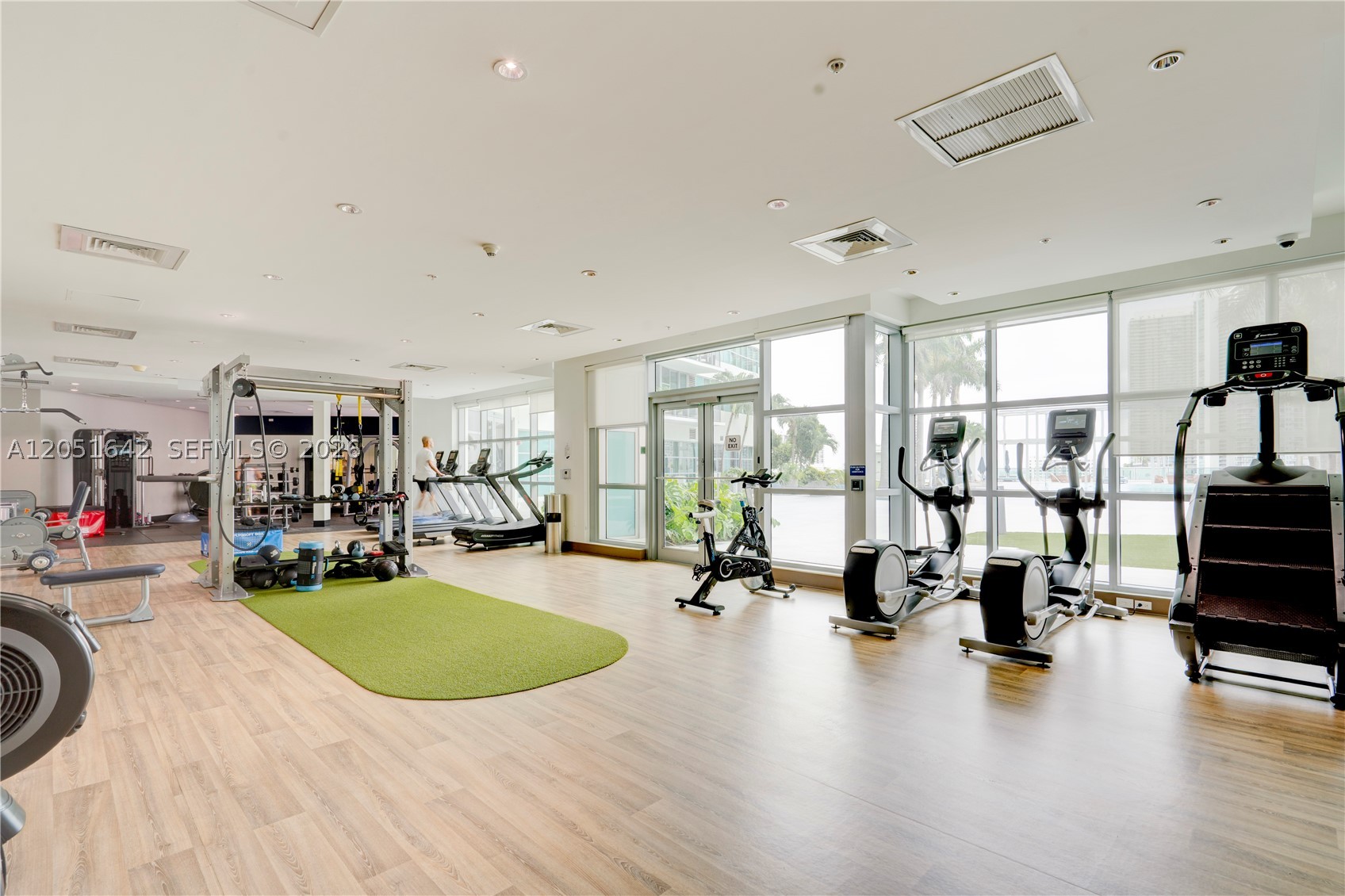 FOUR MIDTOWN MIAMI CONDO - Residential