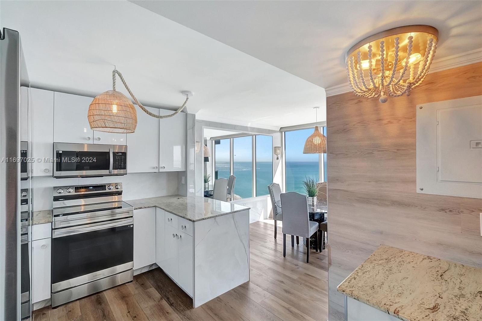 THE RIVIERA CONDO - Residential Lease