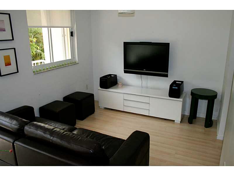 THE PYRAMIDS @ KEY BISCAY - Residential Lease