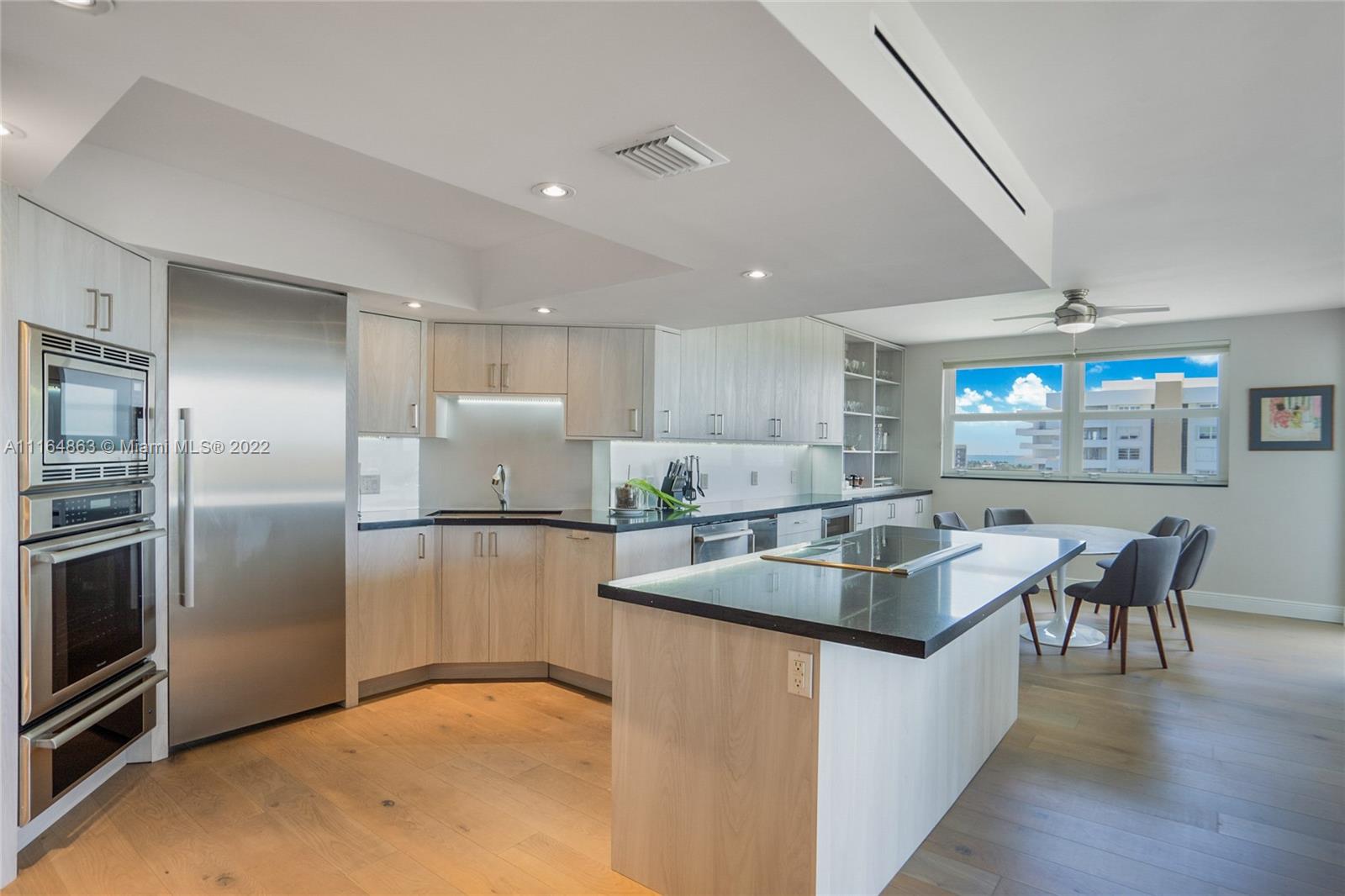 KEY BISCAYNE COMMODORE CL - Residential
