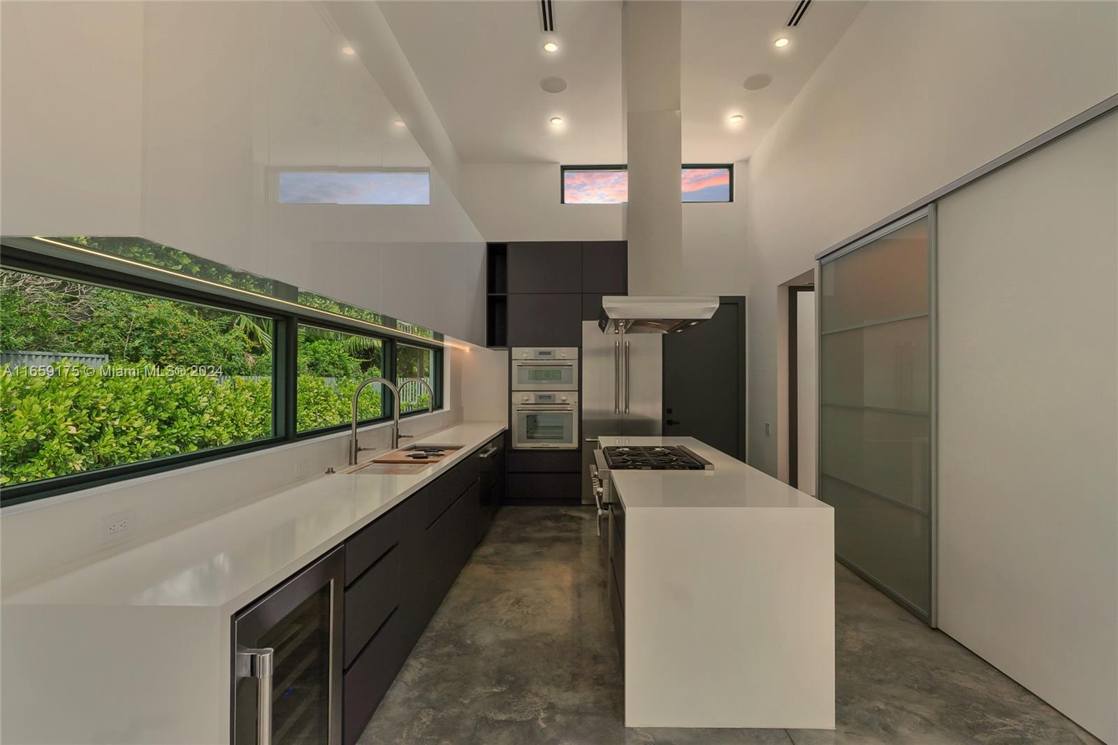 BISCAYNE PARK TERR - Residential