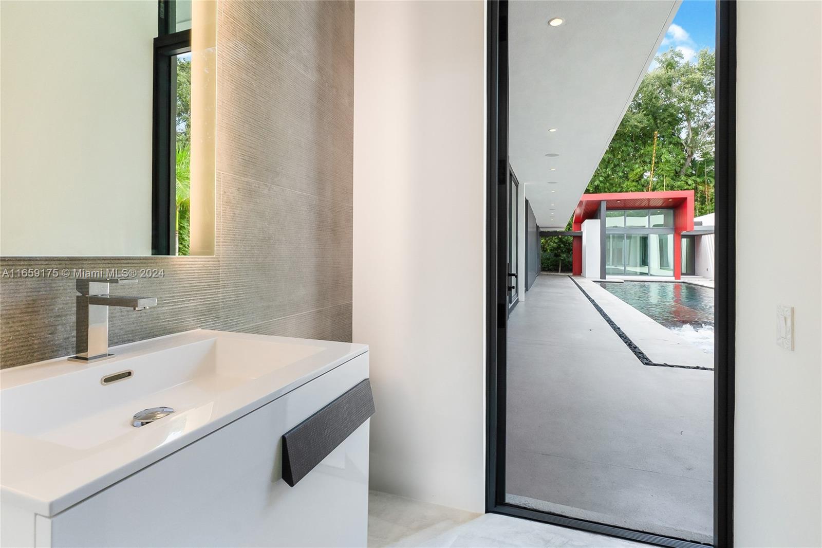 BISCAYNE PARK TERR - Residential