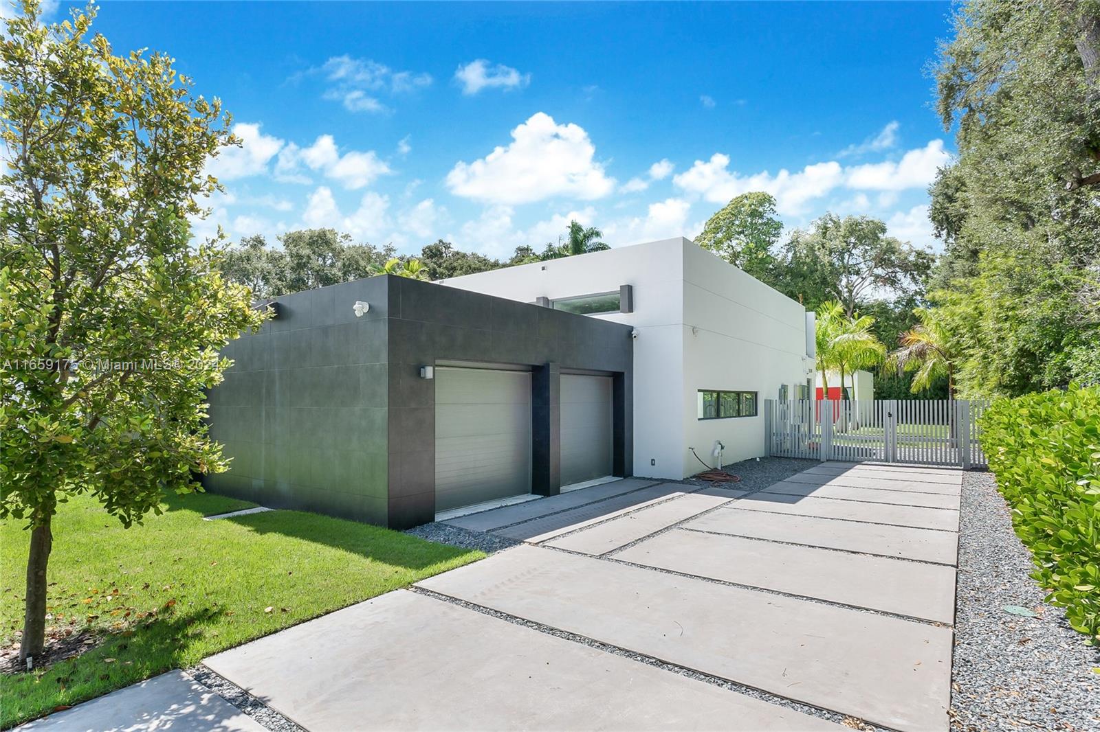 BISCAYNE PARK TERR - Residential