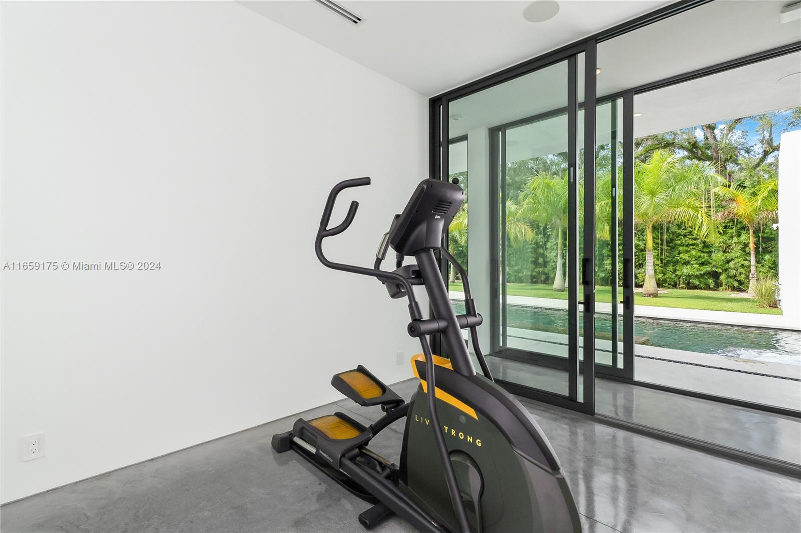 BISCAYNE PARK TERR - Residential