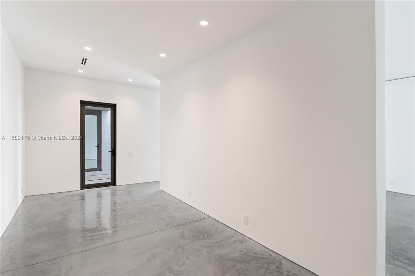 BISCAYNE PARK TERR - Residential