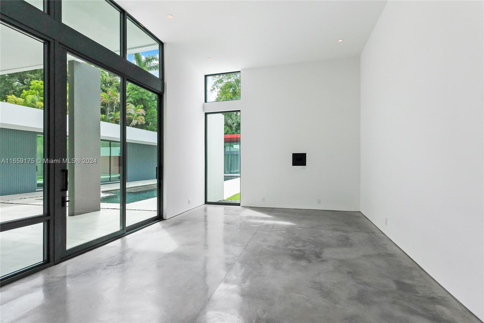 BISCAYNE PARK TERR - Residential