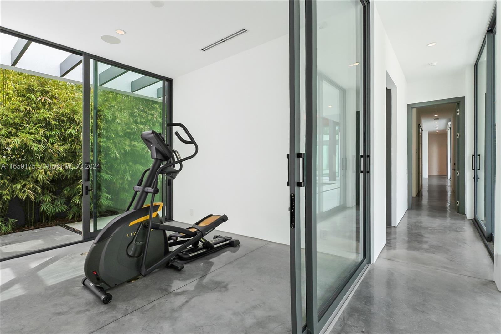 BISCAYNE PARK TERR - Residential