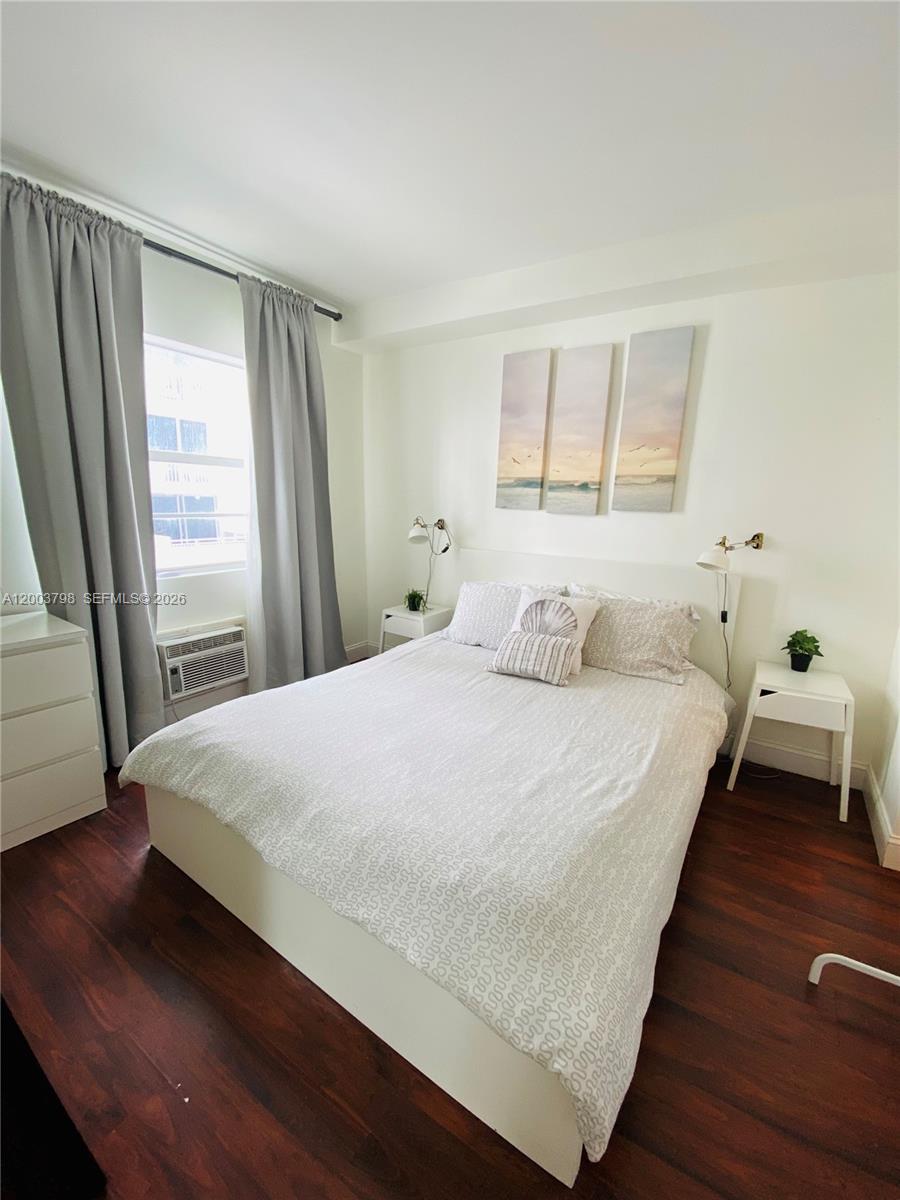 OCEAN WALK ON SOUTH BEACH - Residential